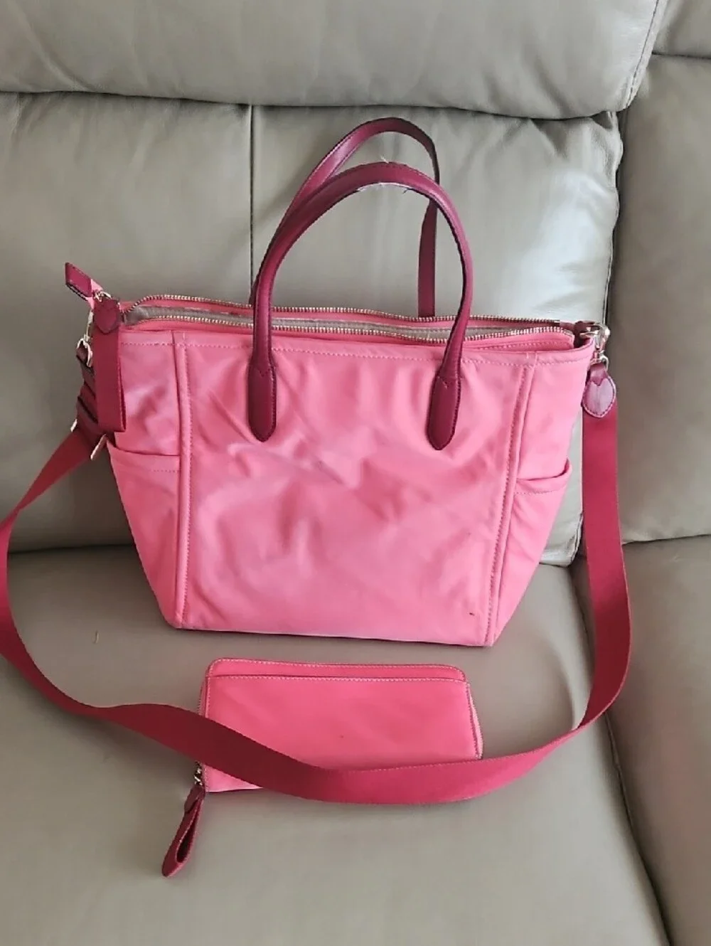 kate spade Pink Two-Tone Tote with Crossbody Strap And Matching Wallet - Picture 9 of 12